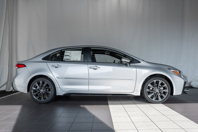 New 2026 Toyota Corolla SE image 3