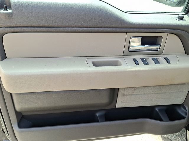 Used 2010 Ford F150 XLT image 9