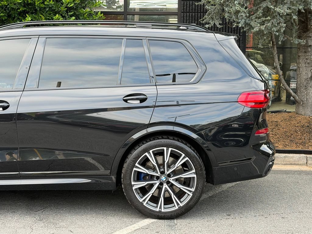 Used 2020 BMW X7 M50i AWD/4WD image 10