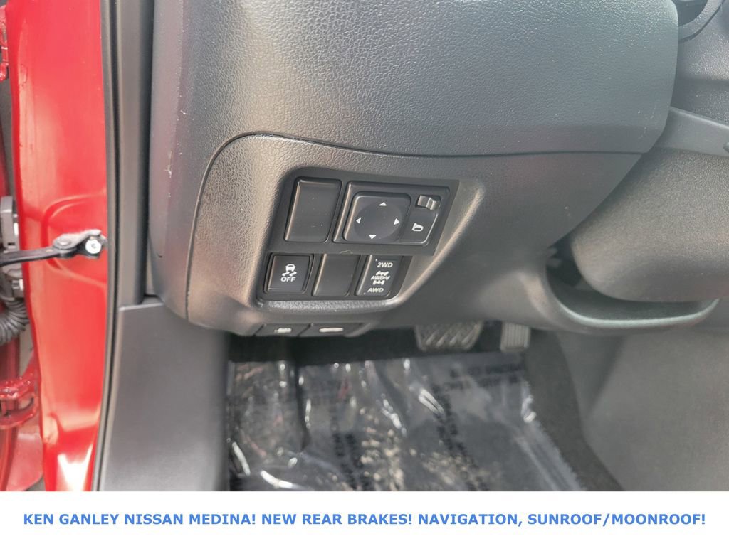 Used 2014 Nissan Juke SL image 34