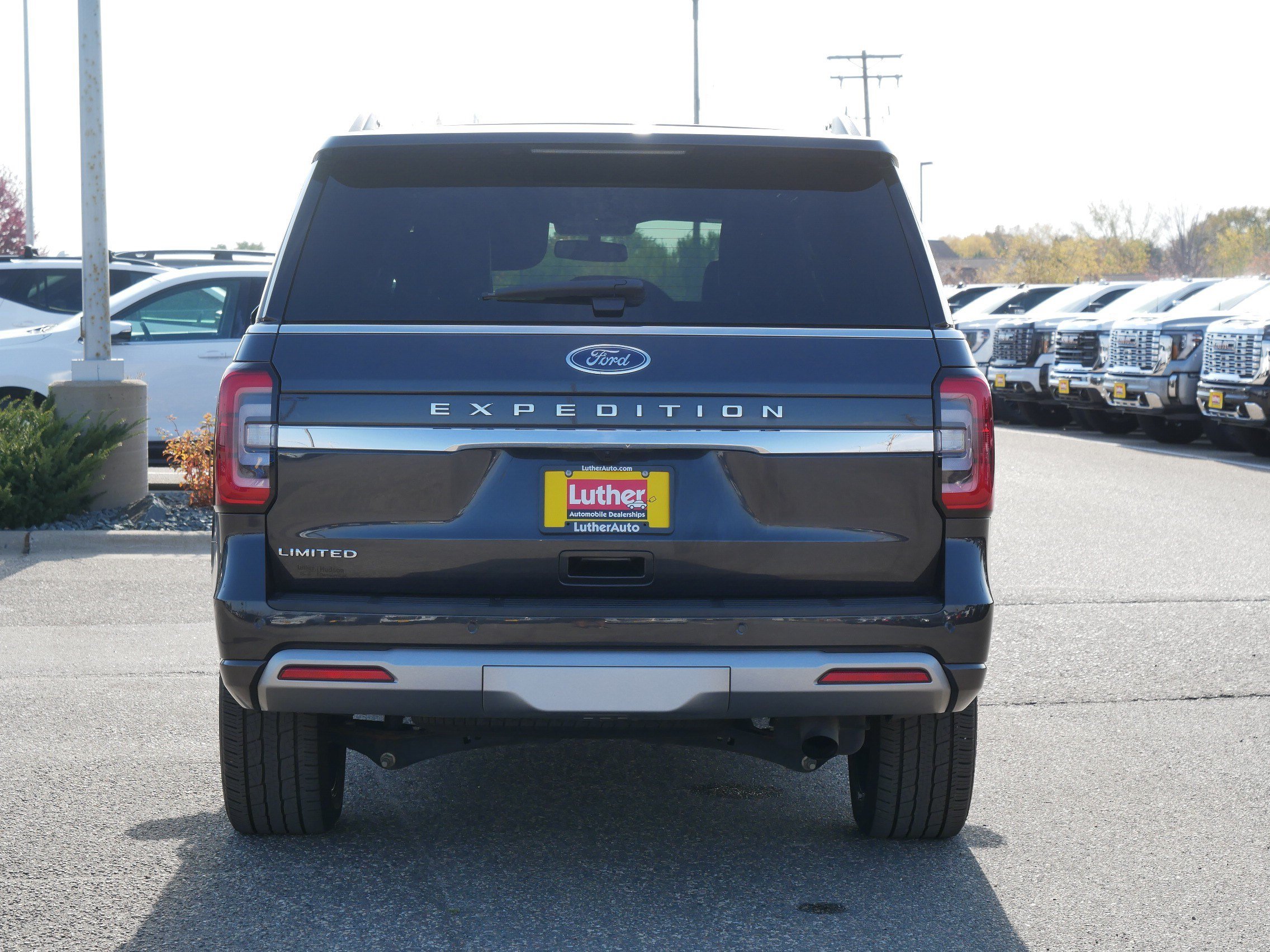 Used 2024 Ford Expedition Limited AWD/4WD image 6