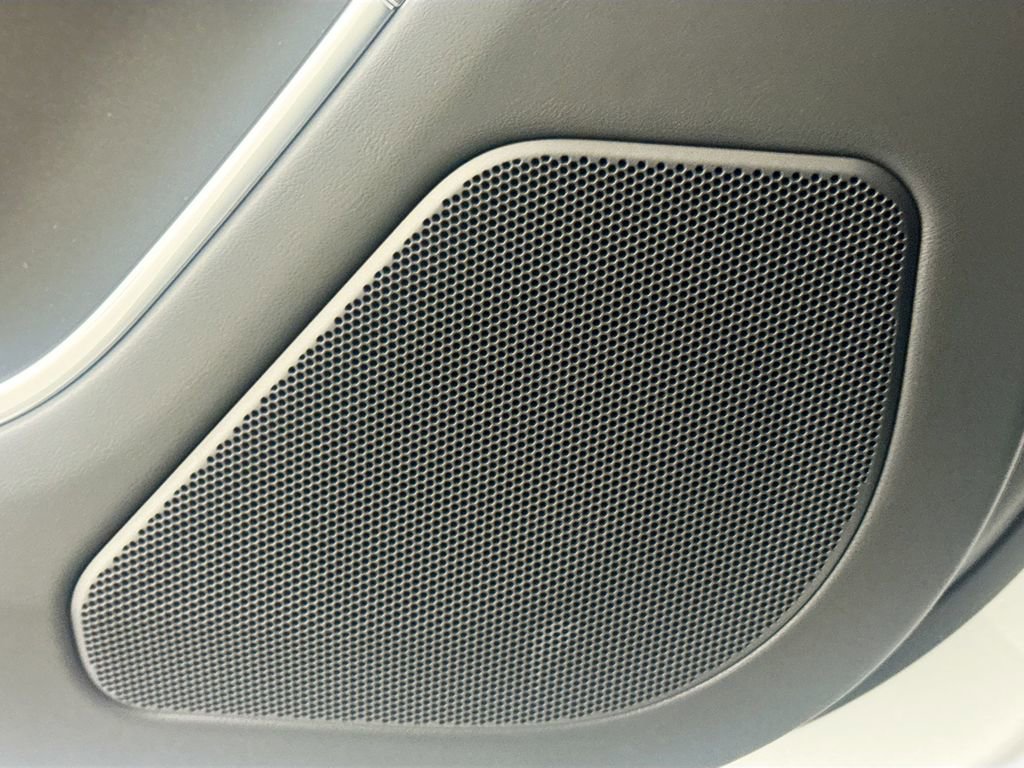 New 2026 Land Rover Range Rover SE image 17