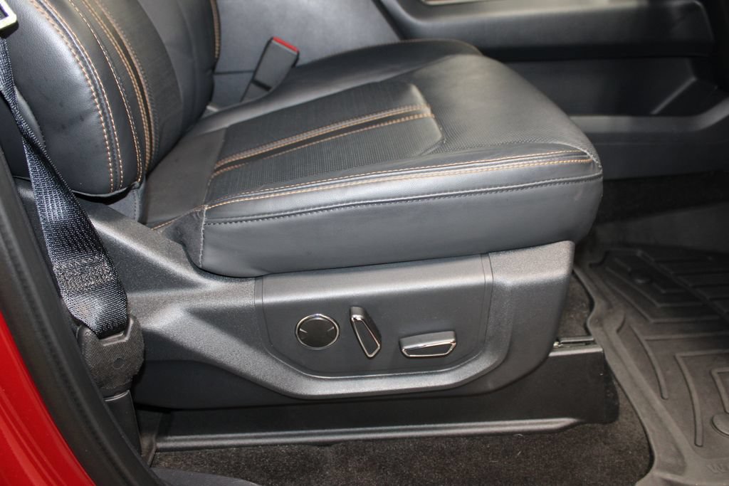 Used 2022 Ford Expedition Platinum AWD/4WD image 23