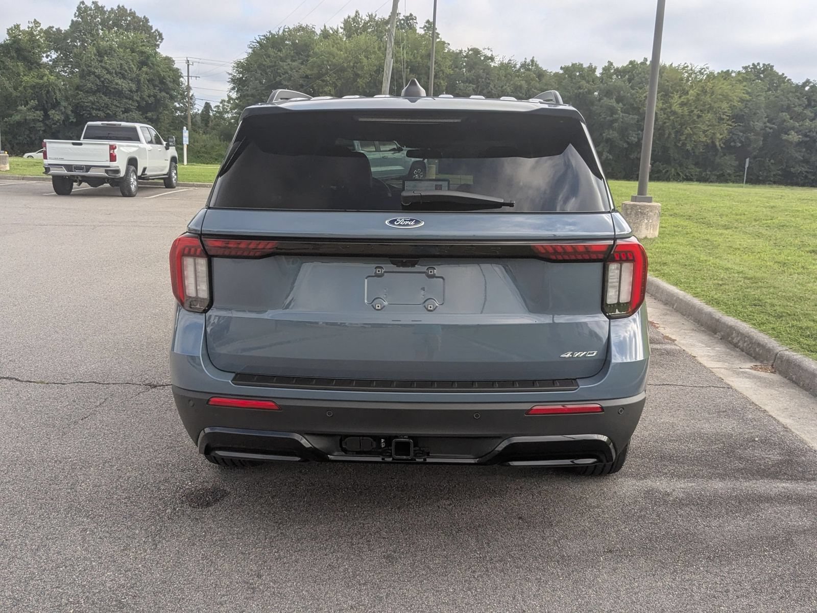 New 2026 Ford Explorer ST-Line AWD/4WD image 4