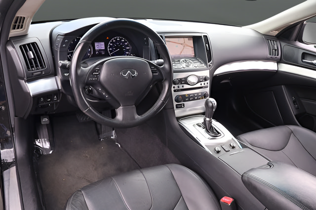 Used 2015 INFINITI Q60 AWD Coupe w/ Premium Package image 17