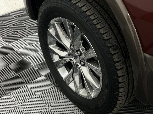 Used 2017 Ford F150 Lariat w/ Equipment Group 502A Luxury image 12