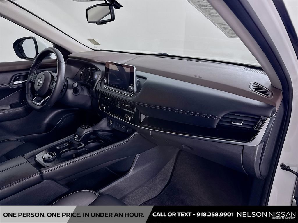 Certified 2023 Nissan Rogue SL AWD/4WD image 28