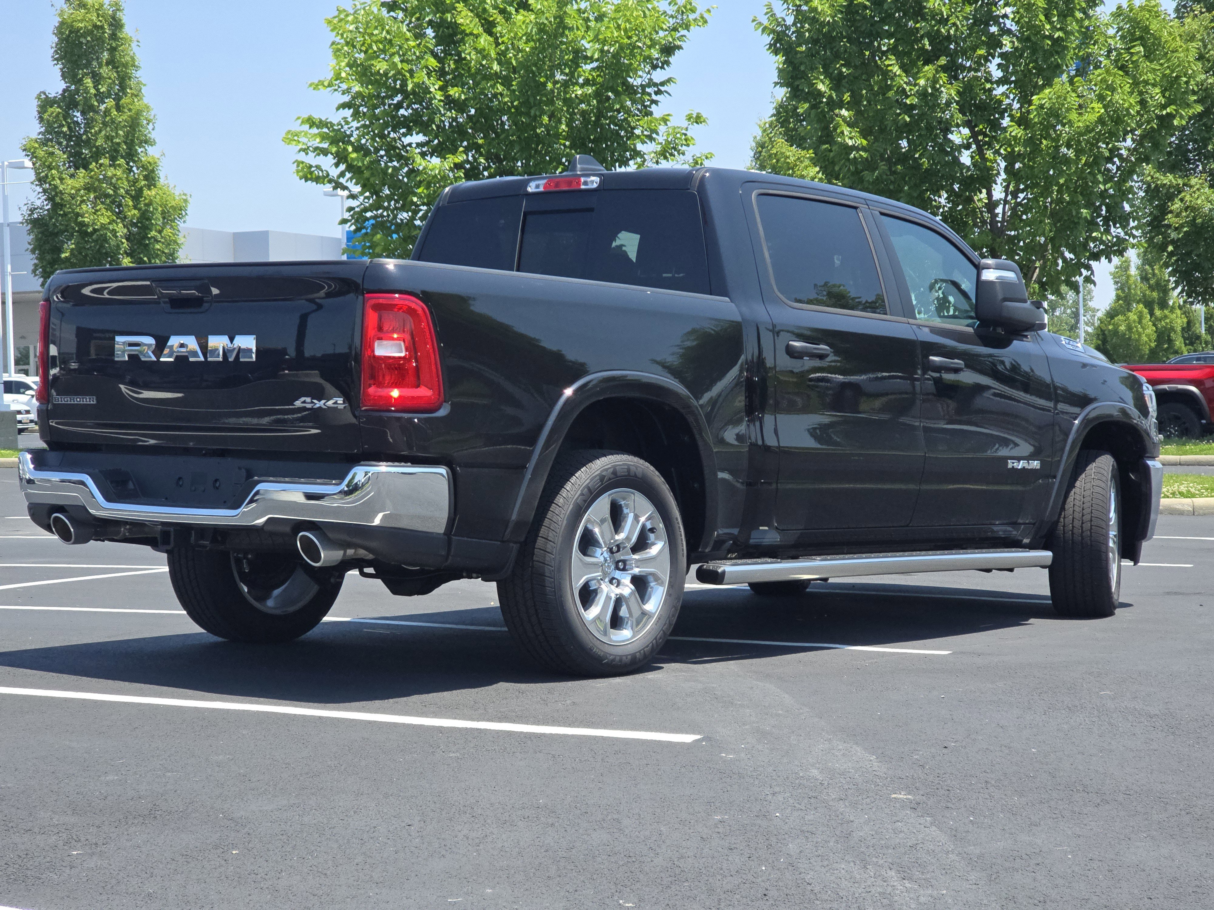 New 2025 RAM 1500 Big Horn AWD/4WD image 17