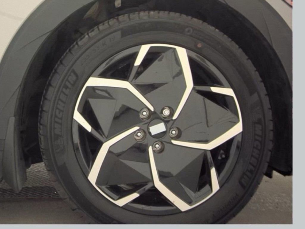 Used 2024 Hyundai Ioniq 5 SEL RWD image 19