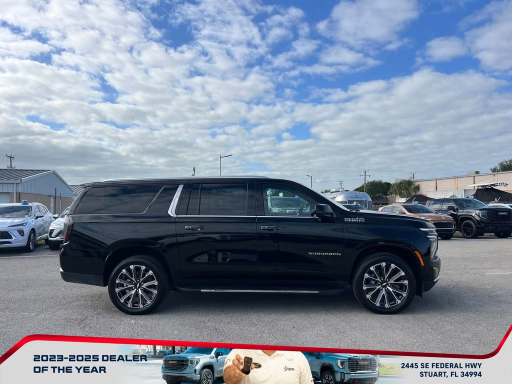 Used 2025 Chevrolet Suburban High Country w/ Sun And Tow Package image 8