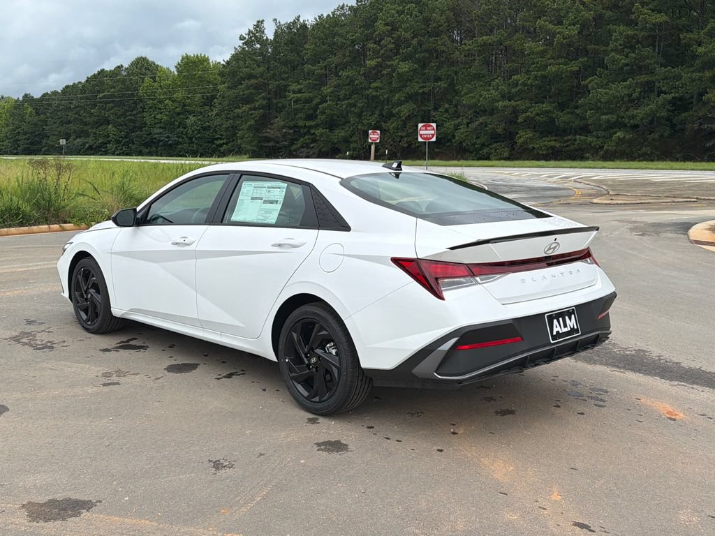 New 2026 Hyundai Elantra Sport FWD image 8