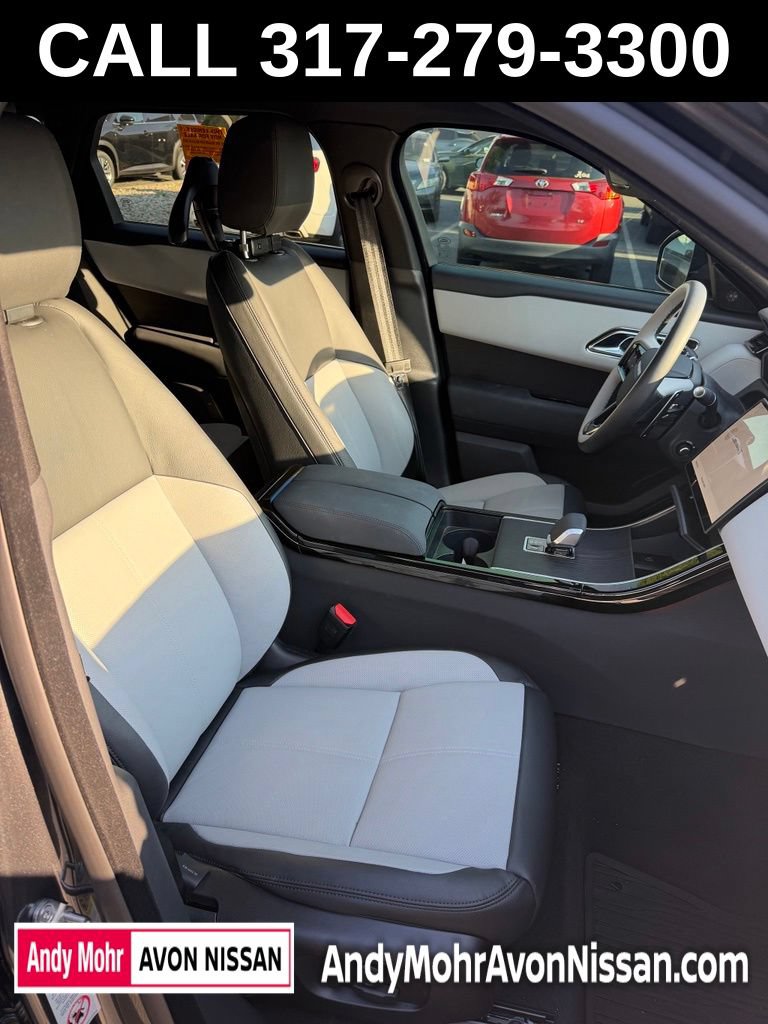 Used 2026 Land Rover Range Rover Velar Dynamic SE AWD/4WD image 9