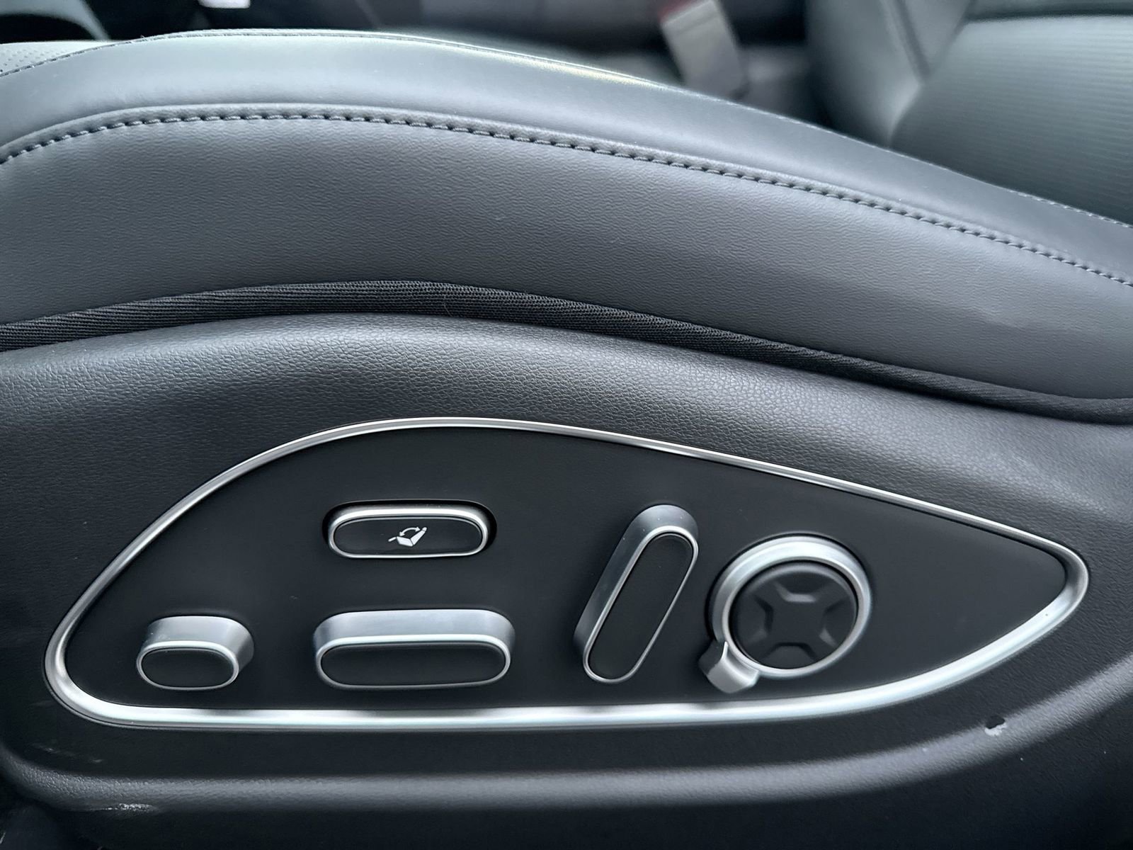 New 2026 Hyundai Palisade Calligraphy image 13