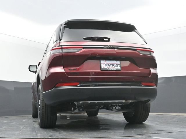 New 2025 Jeep Grand Cherokee Limited image 41