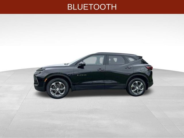 Used 2024 Chevrolet Blazer LT w/ Convenience Package FWD image 4