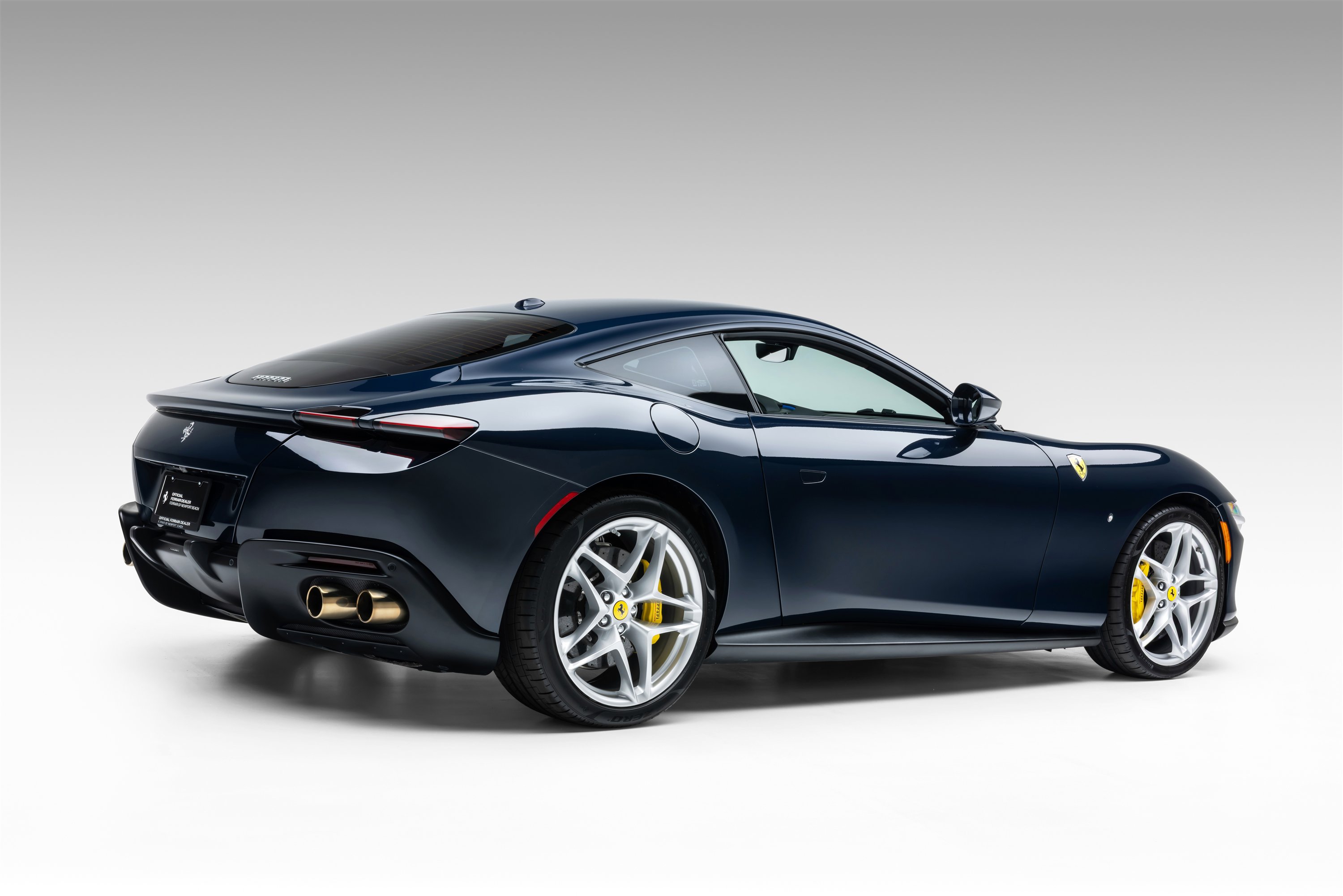 Certified 2021 Ferrari Roma image 11