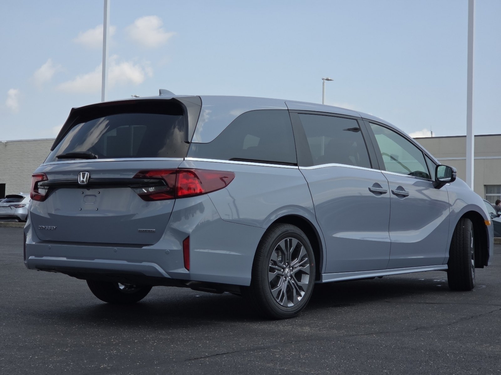 New 2026 Honda Odyssey Touring image 19