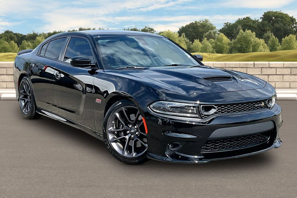 Used 2023 Dodge Charger Scat Pack RWD image 2