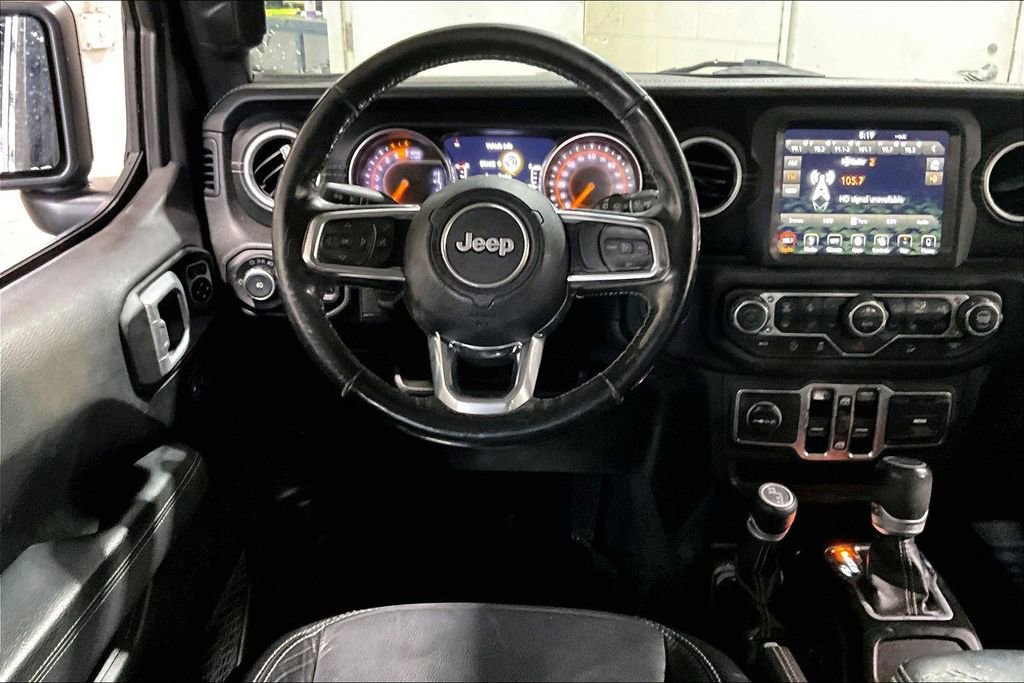 Used 2019 Jeep Wrangler Unlimited Sahara image 17
