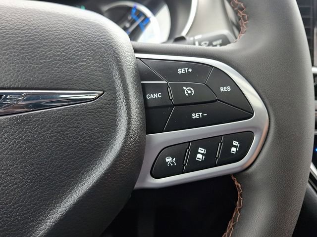 Used 2024 Chrysler Pacifica Pinnacle image 25