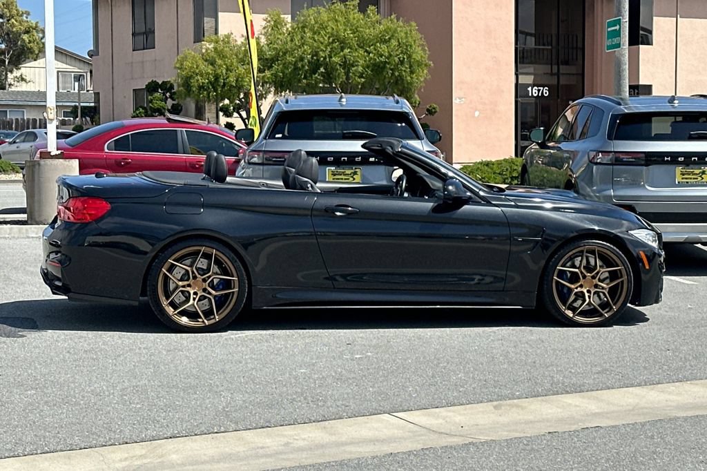 Used 2016 BMW M4 Convertible RWD image 3