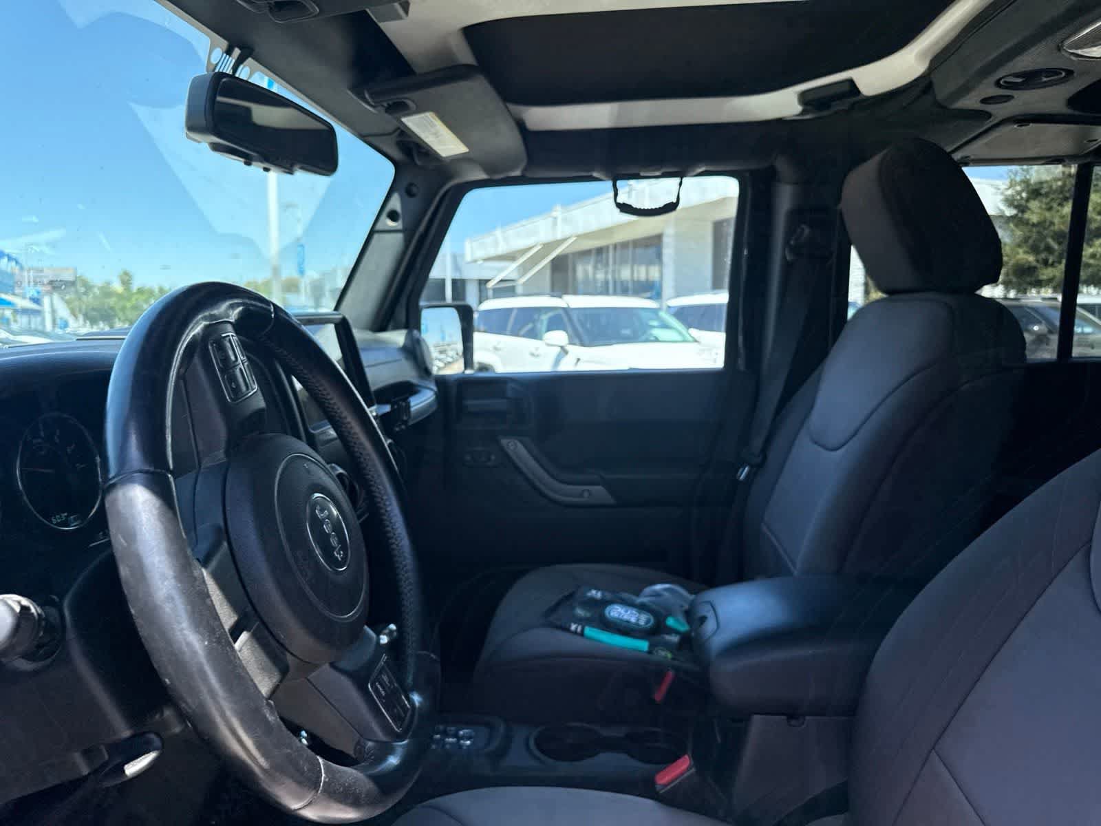 Used 2015 Jeep Wrangler Unlimited Sport w/ Quick Order Package 24S AWD/4WD image 18
