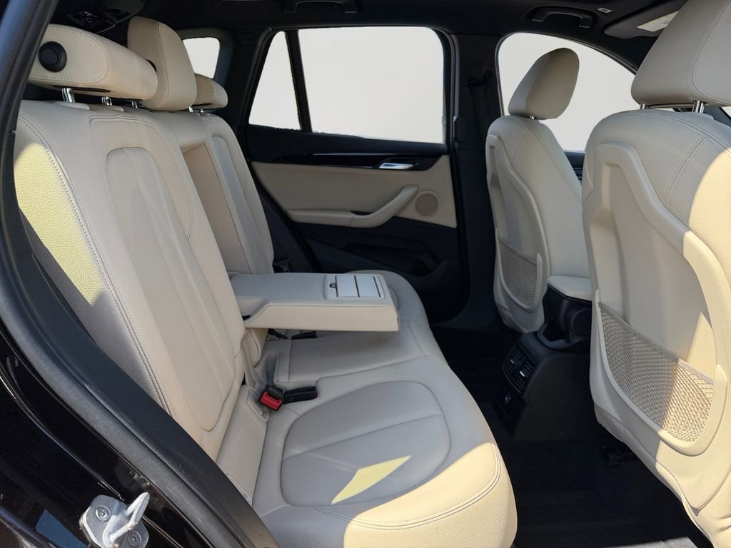 Used 2017 BMW X1 xDrive28i image 8