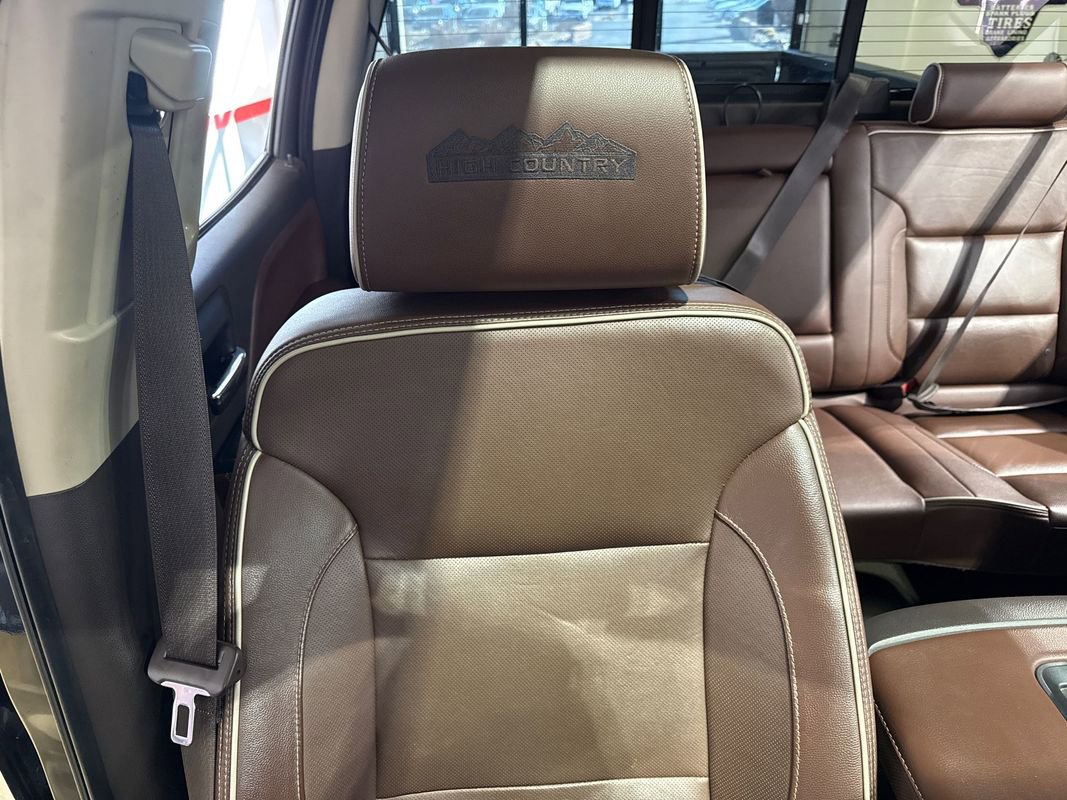 Used 2016 Chevrolet Silverado 2500 High Country AWD/4WD image 88