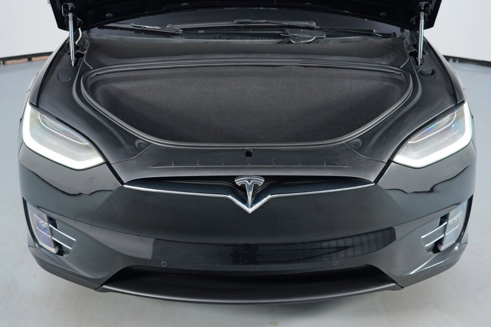 Used 2019 Tesla Model X Long Range AWD/4WD image 7
