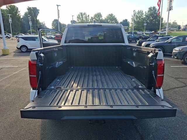 Used 2026 Toyota Tacoma TRD Off-Road AWD/4WD image 29
