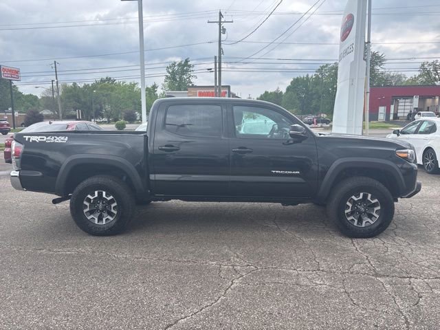 Used 2023 Toyota Tacoma TRD Off-Road AWD/4WD image 3