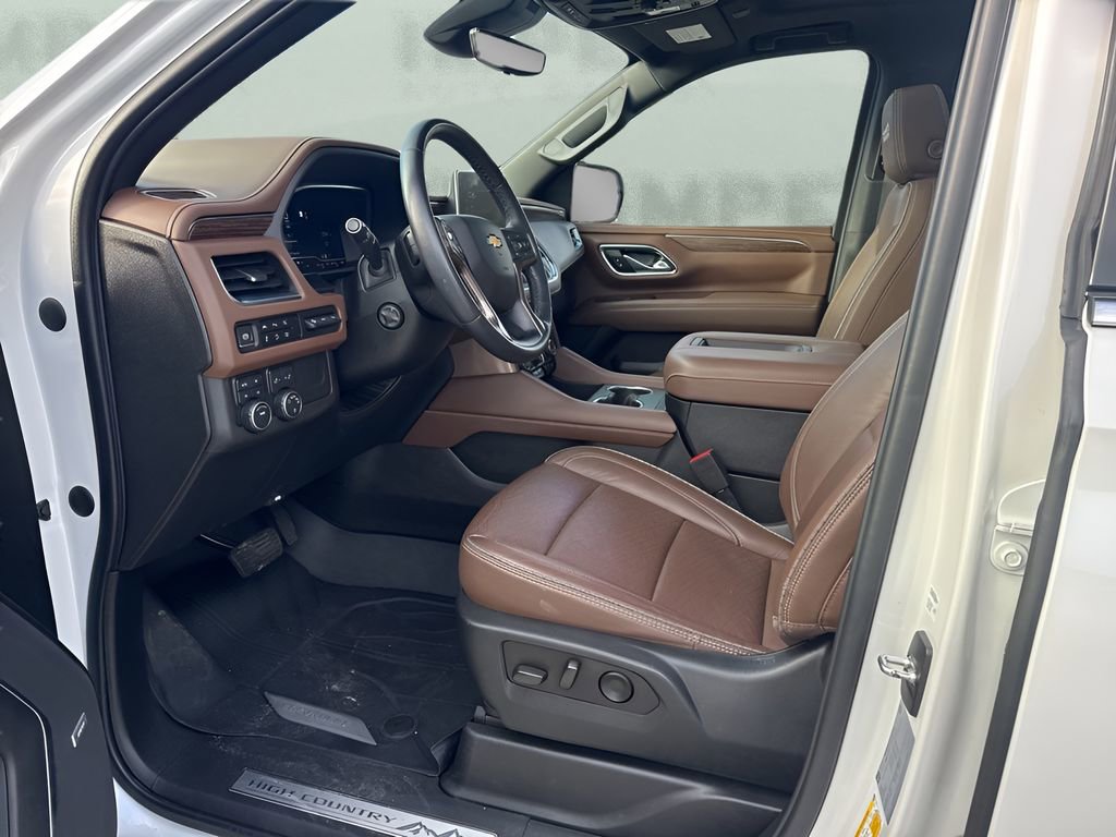 Used 2023 Chevrolet Tahoe High Country w/ Premium Package 2 image 9