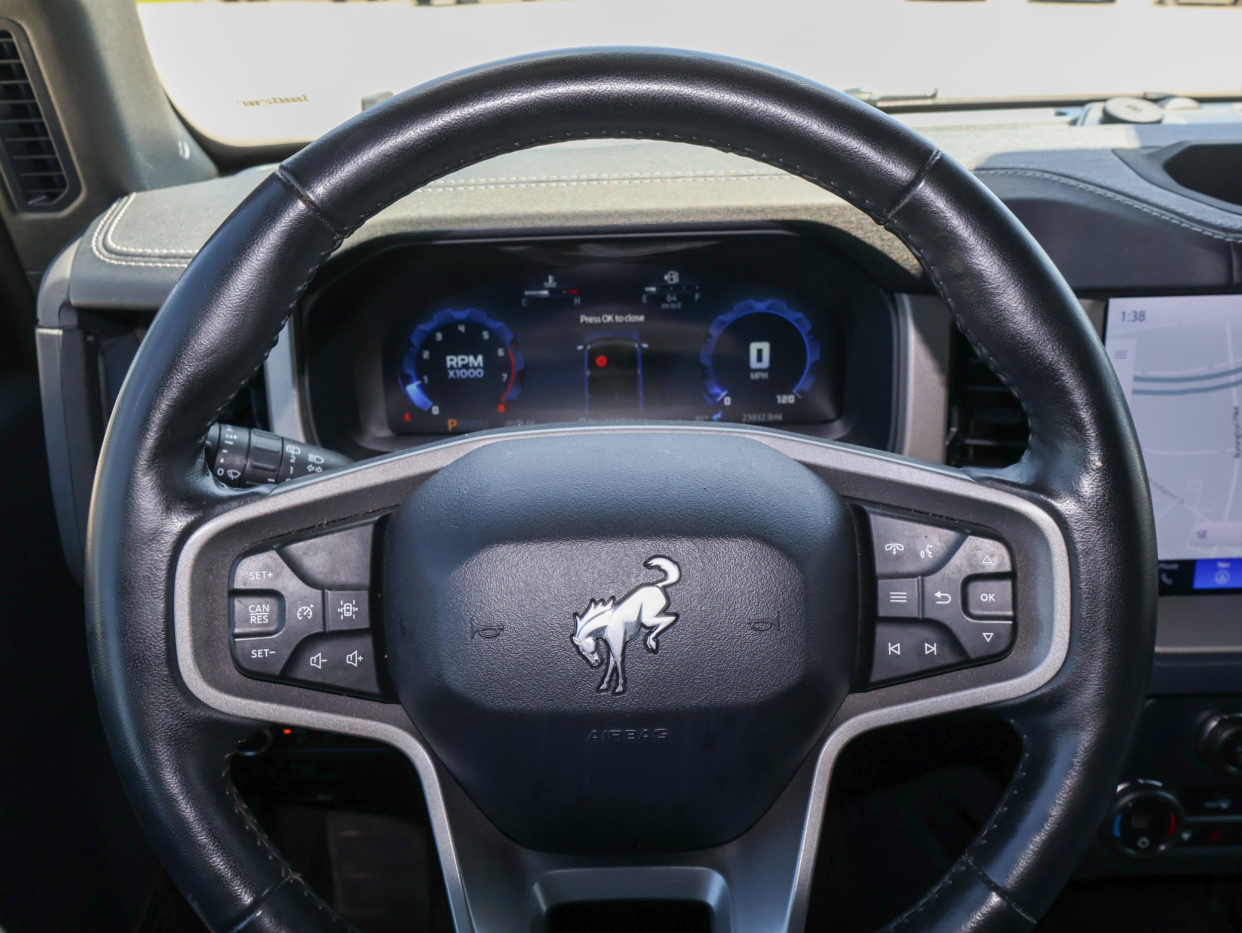 Used 2025 Ford Bronco Outer Banks AWD/4WD image 22