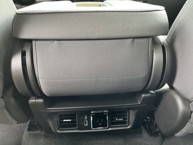 Used 2023 Chevrolet Silverado 1500 RST AWD/4WD image 23