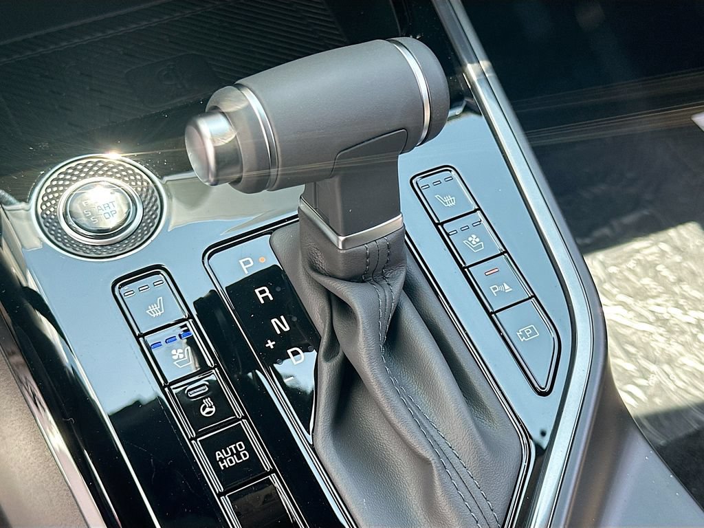 New 2026 Kia Niro FWD image 17