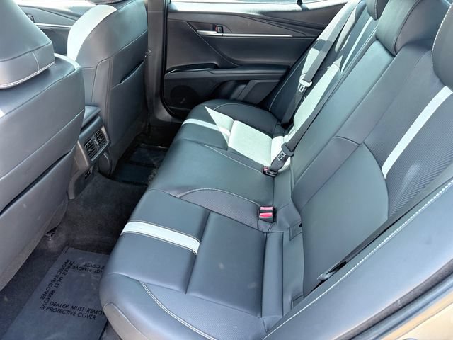 Used 2025 Toyota Camry SE FWD image 6