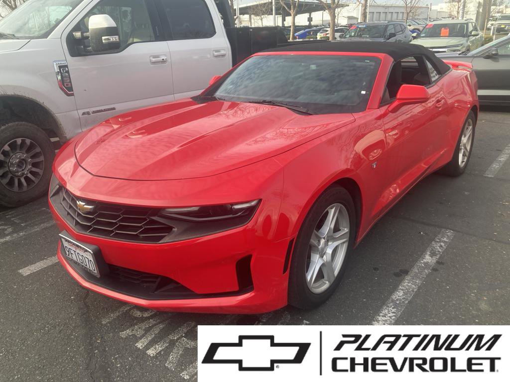 Used 2020 Chevrolet Camaro LT image 1