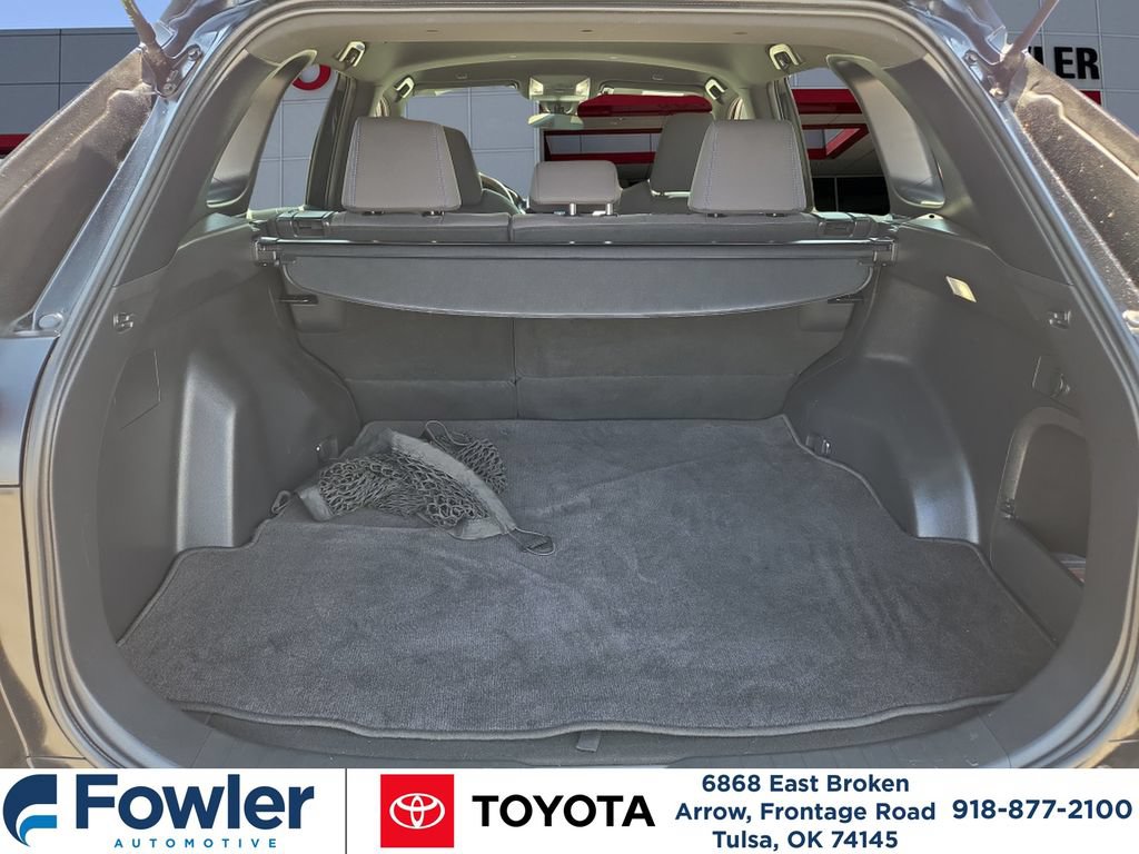 Used 2024 Toyota RAV4 SE AWD/4WD image 18
