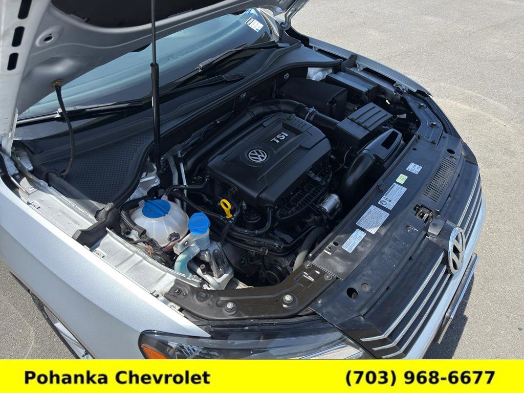 Used 2014 Volkswagen Passat 1.8T SE FWD image 29