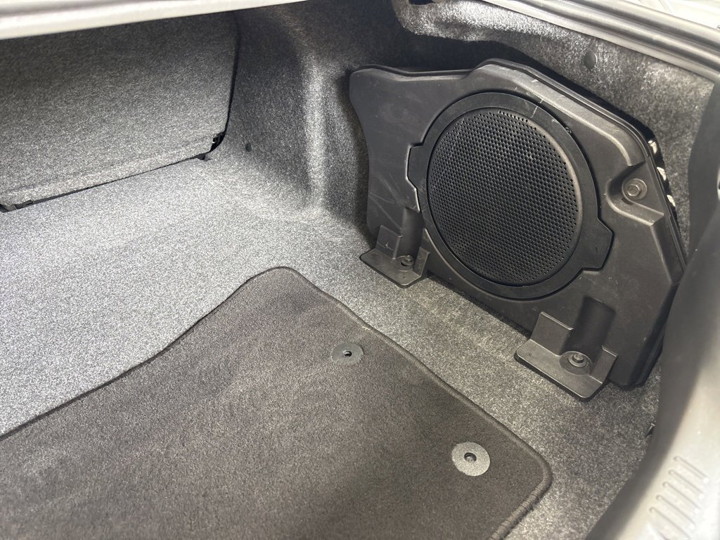 Used 2022 Ford Mustang Shelby GT500 w/ Technology Package image 9