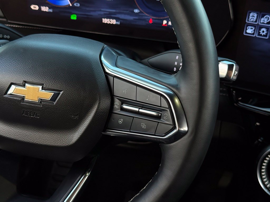 Used 2024 Chevrolet Blazer EV LT AWD/4WD image 9