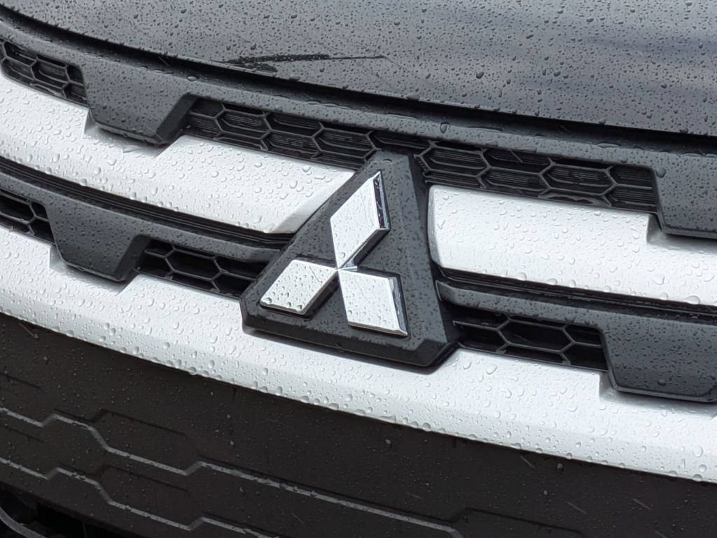 New 2025 Mitsubishi Outlander Sport ES AWD/4WD image 9