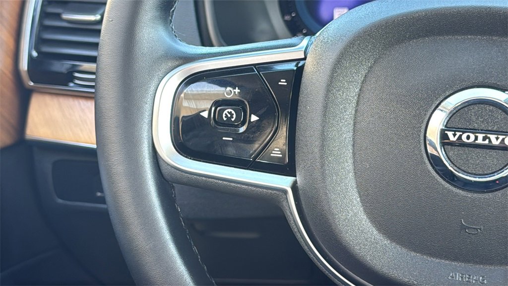 Certified 2024 Volvo XC90 T8 Plus w/ Protection Package Premier image 10