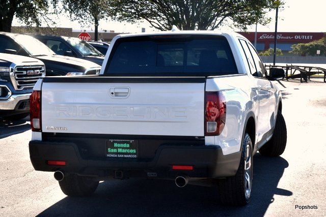 Certified 2025 Honda Ridgeline RTL image 3