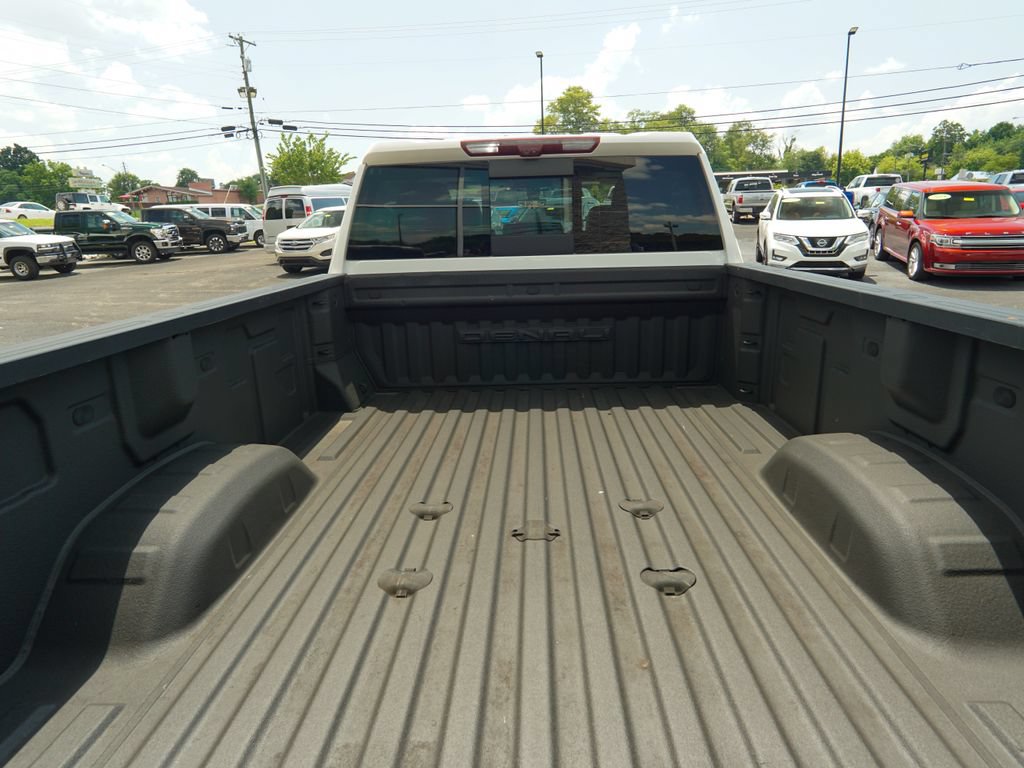 Used 2020 GMC Sierra 3500 Denali w/ Denali Ultimate Package AWD/4WD image 11