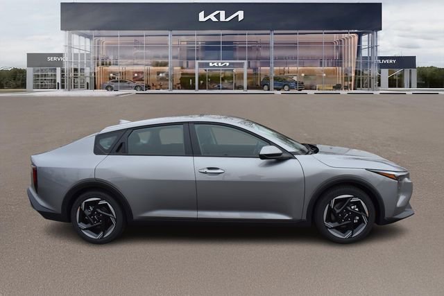 New 2026 Kia K4 EX image 2
