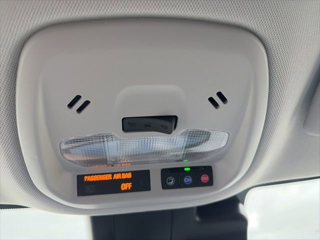 New 2026 Chevrolet Trax LT w/ Midnight Edition image 25