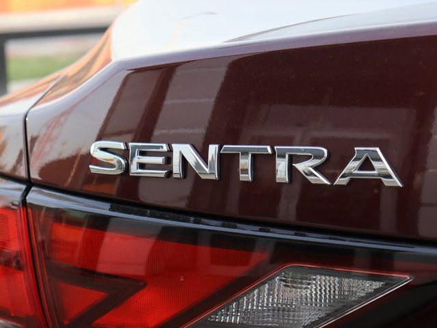 Used 2025 Nissan Sentra SV image 18