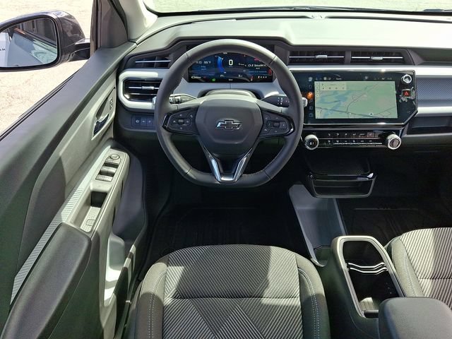 New 2027 Chevrolet Bolt LT w/ Comfort Package FWD image 8