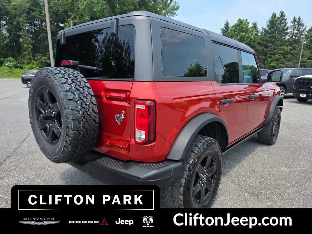 Used 2024 Ford Bronco Black Diamond AWD/4WD image 4